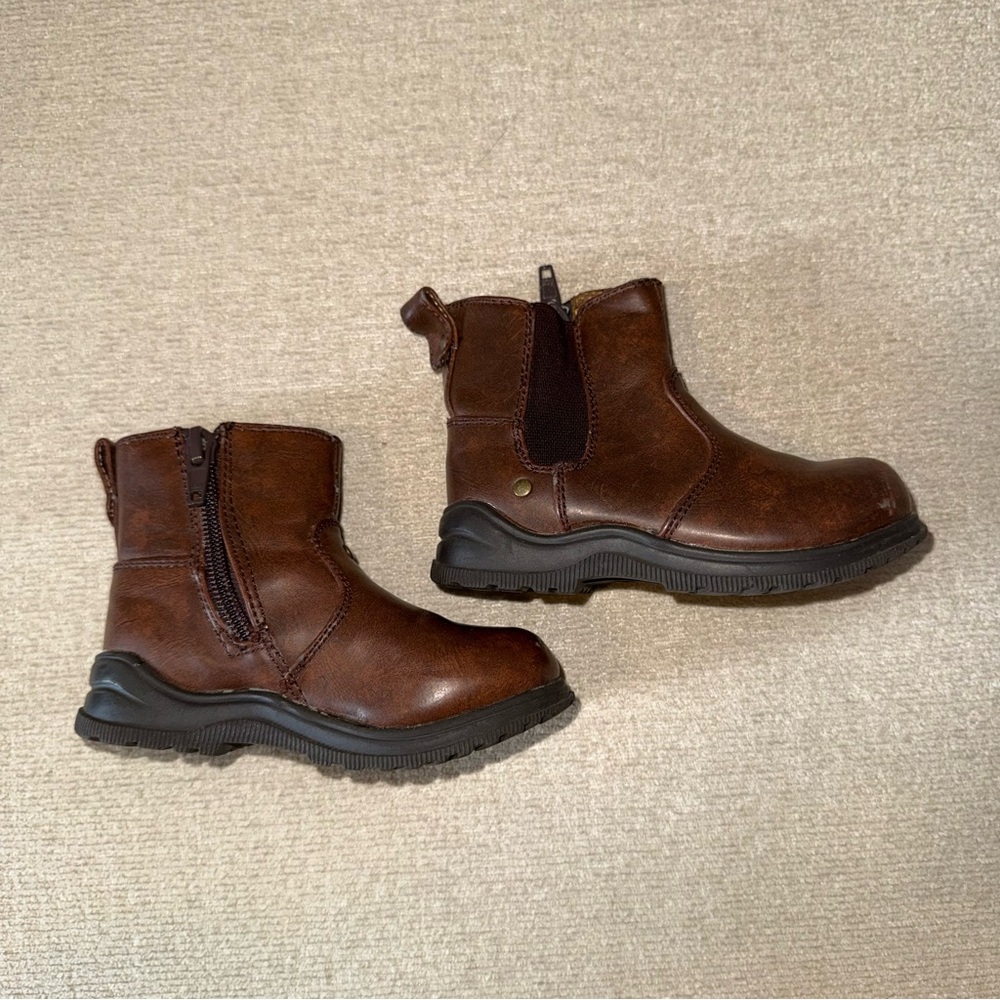 Kids Size 6 Brown Leather Boots